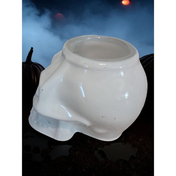 Ceramic Glass White Halloween Candleholder - Picture 2 of 6